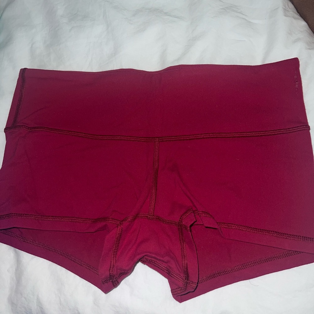 Lululemon booty shorts